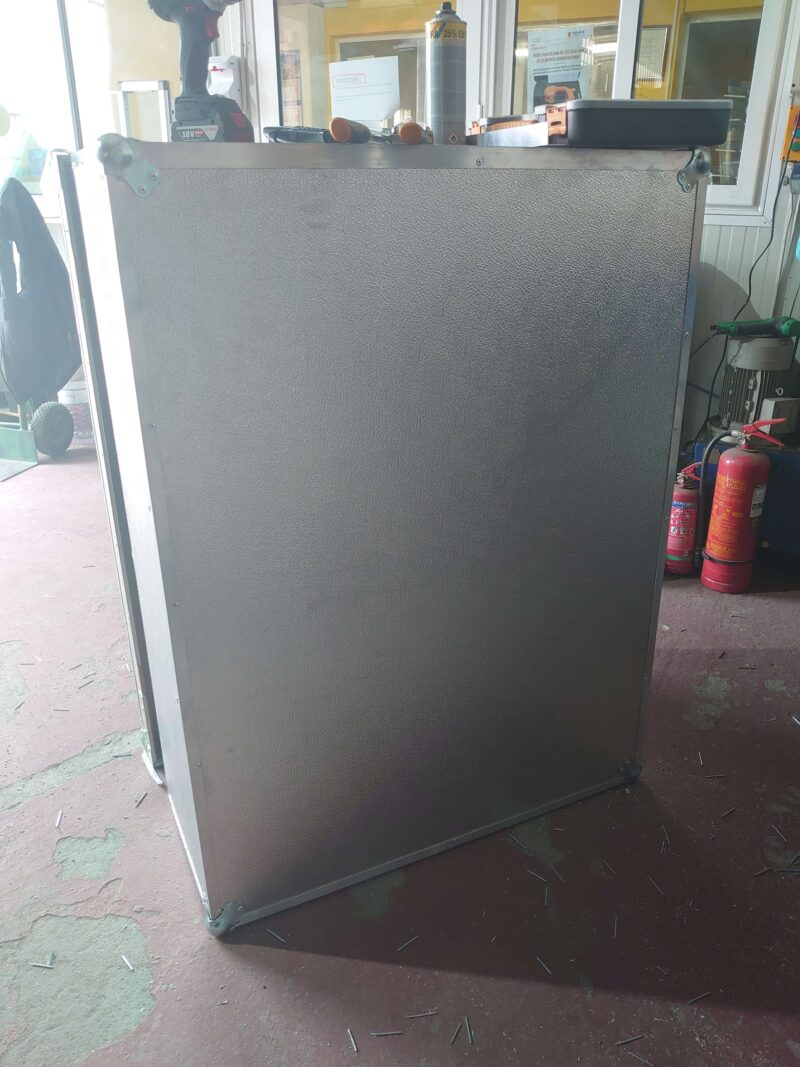 Box - Image 4