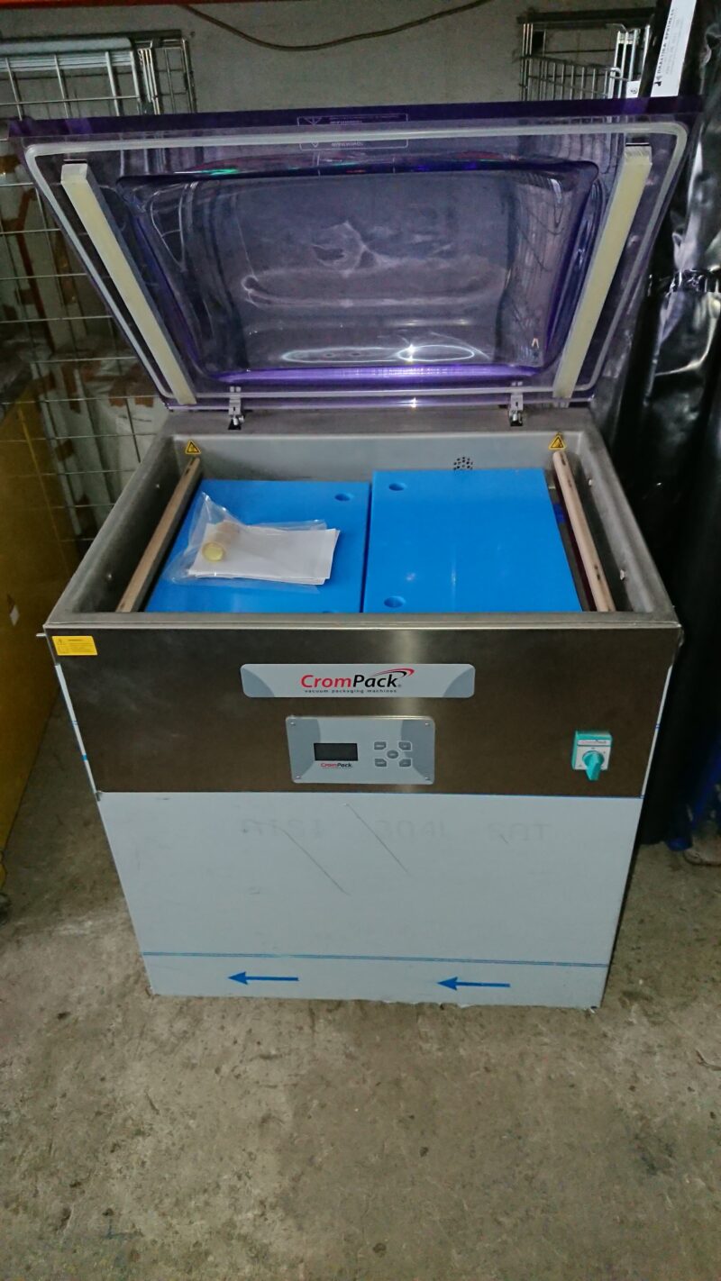 Vacuum - Image 6