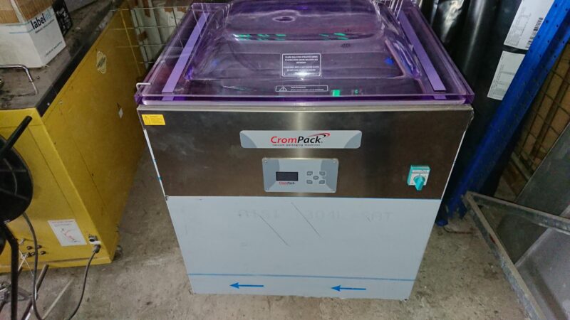 Vacuum - Image 3